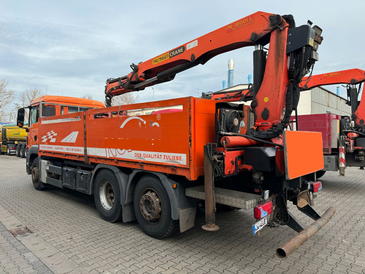 MAN TGS 26.400 6x2 Pritsche Kran Palfinger PK 18001L - 起重车:图4 MAN TGS 26.400 6x2 Pritsche Kran Palfinger PK 18001L - 起重车:图4