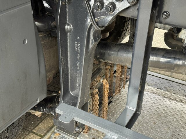 MAN TGS 28.400 6x4-4 Kipper Kran Palfinger PK9002 - 翻斗车, 起重车:图4 MAN TGS 28.400 6x4-4 Kipper Kran Palfinger PK9002 - 翻斗车, 起重车:图4