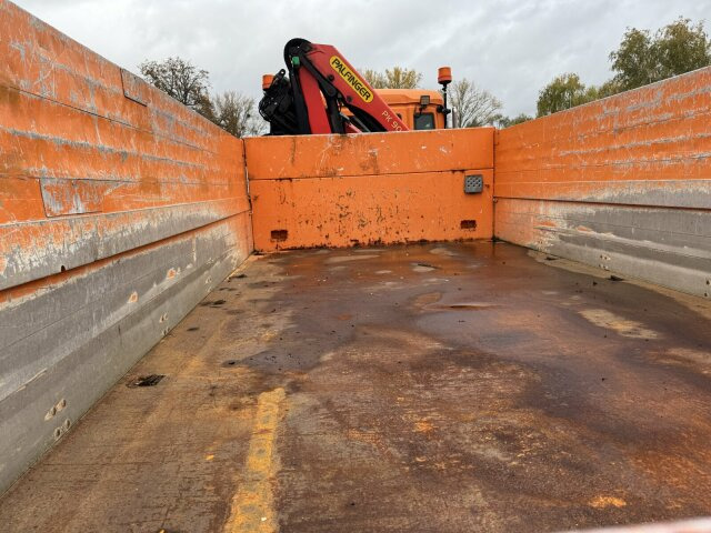 MAN TGS 28.400 6x4-4 Kipper Kran Palfinger PK9002 - 翻斗车, 起重车:图2 MAN TGS 28.400 6x4-4 Kipper Kran Palfinger PK9002 - 翻斗车, 起重车:图2