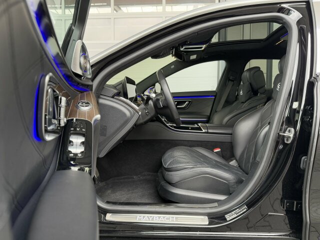 Maybach Mercedes Benz S680 Maybach V12 High-End -Paket - 轿车:图4 Maybach Mercedes Benz S680 Maybach V12 High-End -Paket - 轿车:图4