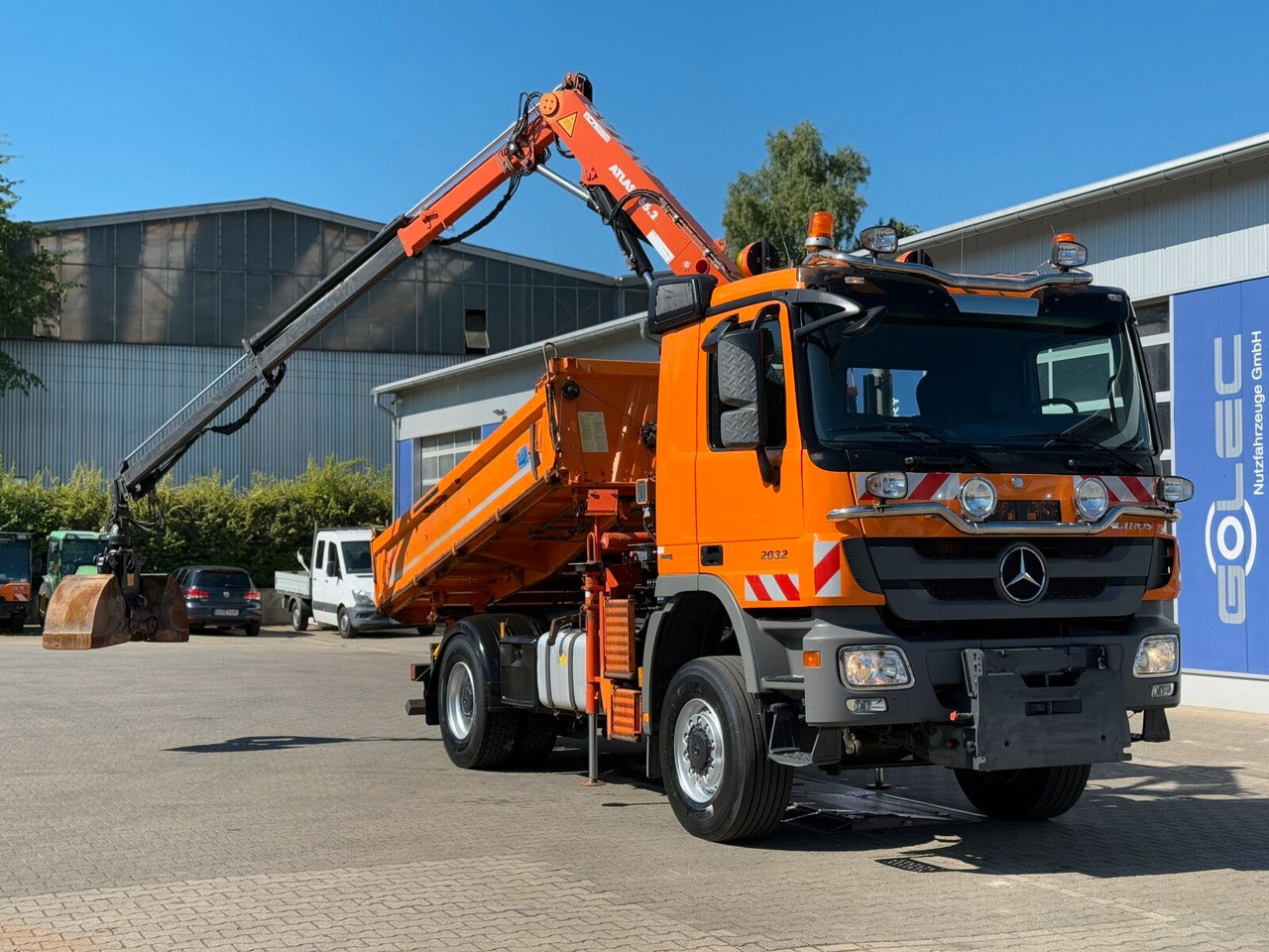 Mercedes-Benz ACTROS 2044 4x4 Kipper Kran ATLAS 65.2 A2L - 翻斗车, 起重车:图2 Mercedes-Benz ACTROS 2044 4x4 Kipper Kran ATLAS 65.2 A2L - 翻斗车, 起重车:图2