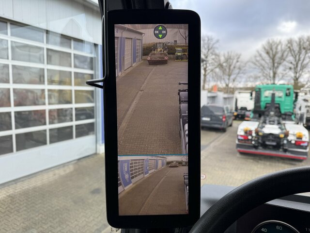 Mercedes-Benz ACTROS 2543 6x2 Wechselaufbau BDF AHK 2 Betten - 集装箱运输车/ 可拆卸车身的卡车:图4 Mercedes-Benz ACTROS 2543 6x2 Wechselaufbau BDF AHK 2 Betten - 集装箱运输车/ 可拆卸车身的卡车:图4