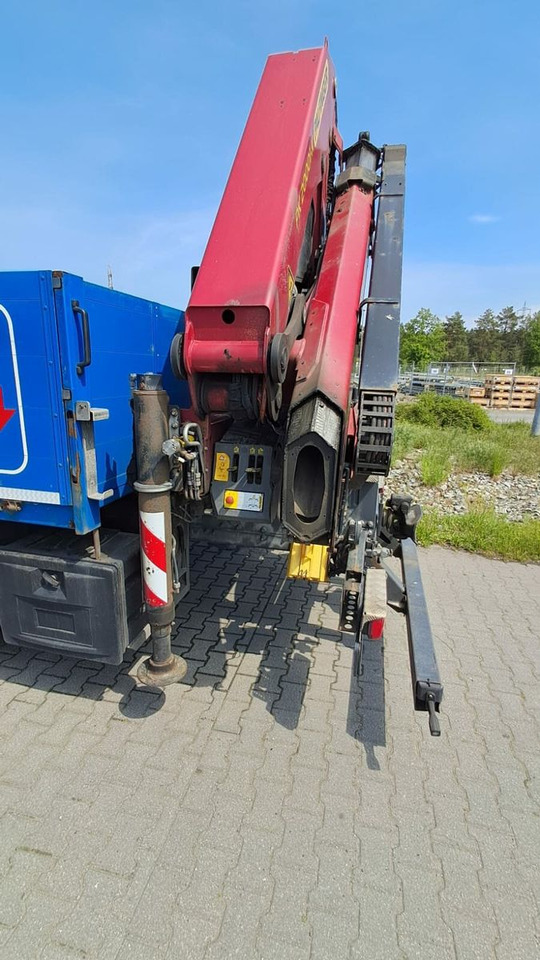 Mercedes-Benz ACTROS 2545 6x2 Pritsche Kran Palfinger PK20001K - 栏板式/ 平板卡车, 起重车:图5 Mercedes-Benz ACTROS 2545 6x2 Pritsche Kran Palfinger PK20001K - 栏板式/ 平板卡车, 起重车:图5