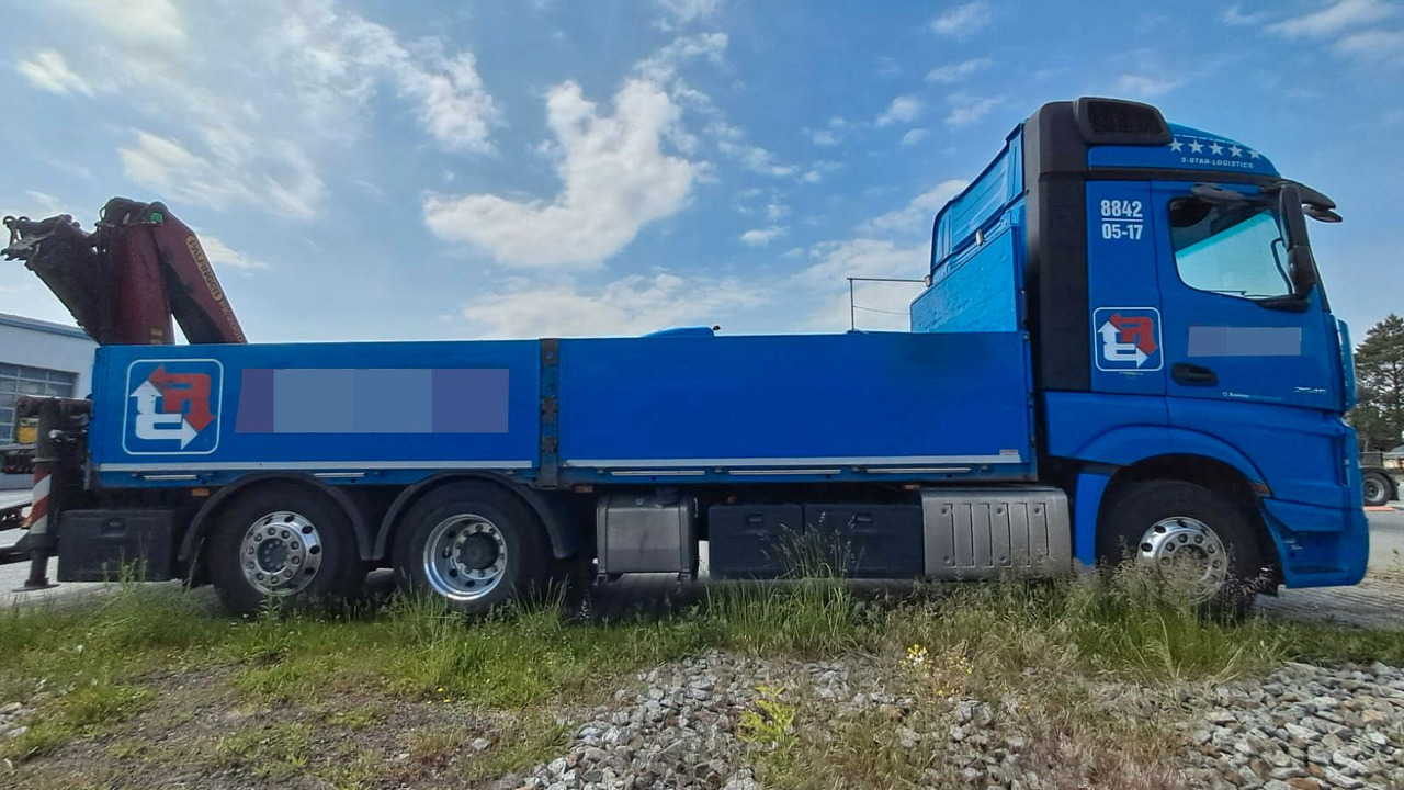 Mercedes-Benz ACTROS 2545 6x2 Pritsche Kran Palfinger PK20001K - 起重车:图1 Mercedes-Benz ACTROS 2545 6x2 Pritsche Kran Palfinger PK20001K - 起重车:图1