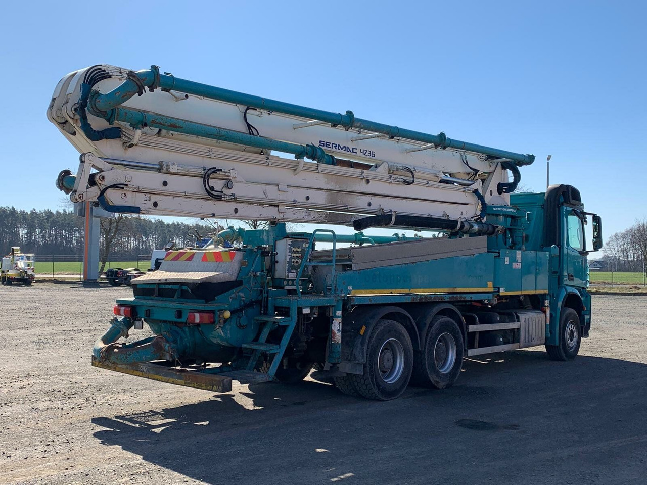 Mercedes-Benz AROCS 2636 6x4 Euro 6 Betonpumpe SERMAC 4Z36 - 混凝土泵车:图5 Mercedes-Benz AROCS 2636 6x4 Euro 6 Betonpumpe SERMAC 4Z36 - 混凝土泵车:图5