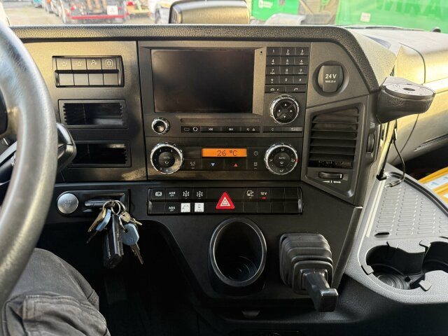 Mercedes-Benz AROCS 3251 8x4 Putzmeister BSF 46-5.16 HLS - 混凝土泵车:图3 Mercedes-Benz AROCS 3251 8x4 Putzmeister BSF 46-5.16 HLS - 混凝土泵车:图3