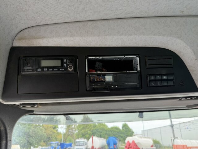 Mercedes-Benz AROCS 4145 8x8 Meiller Muldenkipper - 翻斗车:图5 Mercedes-Benz AROCS 4145 8x8 Meiller Muldenkipper - 翻斗车:图5