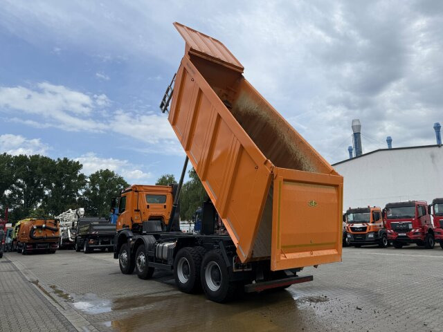 Mercedes-Benz AROCS 4851 8x6 Euro 6 Gesteinkipper MEILLER 25m³ - 翻斗车:图3 Mercedes-Benz AROCS 4851 8x6 Euro 6 Gesteinkipper MEILLER 25m³ - 翻斗车:图3