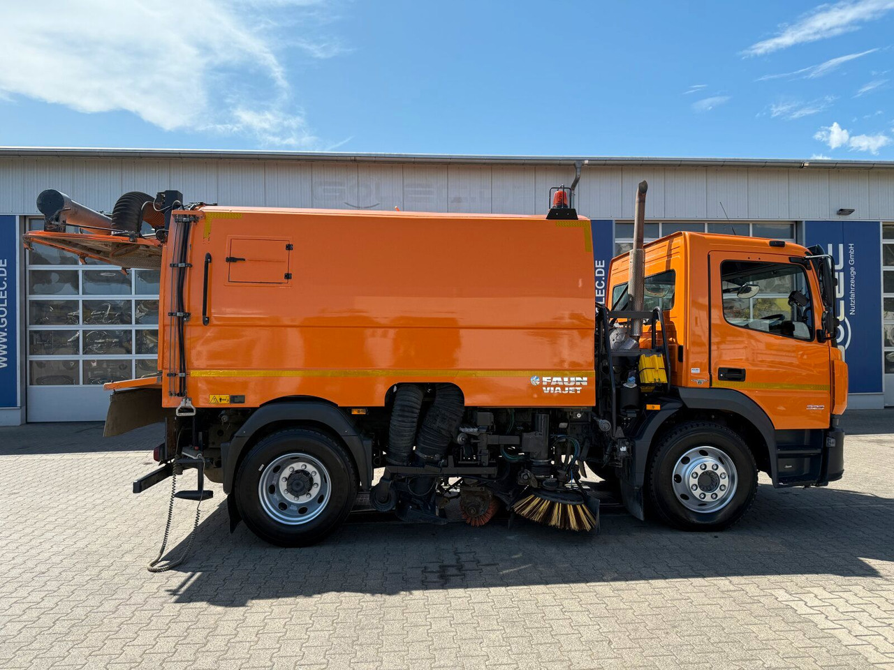Mercedes-Benz ATEGO 1323 4x2 Kehrmaschine FAUN Viajet 6R/H - 道路清扫机:图5 Mercedes-Benz ATEGO 1323 4x2 Kehrmaschine FAUN Viajet 6R/H - 道路清扫机:图5