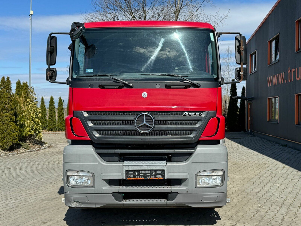 Mercedes-Benz AXOR 1840 4x2 Euro5 SZM Kipphydraulik - 牵引车:图3 Mercedes-Benz AXOR 1840 4x2 Euro5 SZM Kipphydraulik - 牵引车:图3
