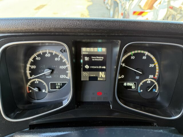 Mercedes-Benz Actros 1845 LS SZM 4x2 Kipphydraulik Retarder - 牵引车:图2 Mercedes-Benz Actros 1845 LS SZM 4x2 Kipphydraulik Retarder - 牵引车:图2