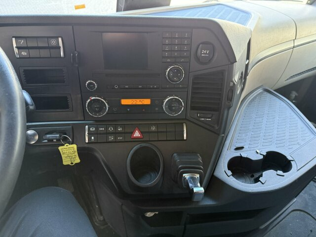 Mercedes-Benz Actros 1845 SZM 4x2 Retarder Kipph. - 牵引车:图3 Mercedes-Benz Actros 1845 SZM 4x2 Retarder Kipph. - 牵引车:图3