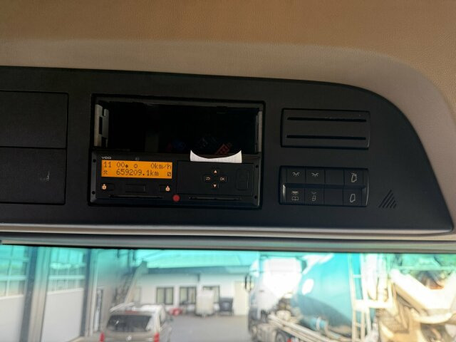 Mercedes-Benz Actros 1845 SZM 4x2 Retarder Kipph. - 牵引车:图3 Mercedes-Benz Actros 1845 SZM 4x2 Retarder Kipph. - 牵引车:图3