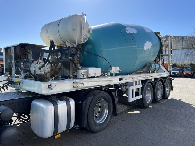 Mercedes-Benz Antos 2136 4x2 SZM Retarder Kipphyd. *Betonaufl. - 混凝土搅拌车:图4 Mercedes-Benz Antos 2136 4x2 SZM Retarder Kipphyd. *Betonaufl. - 混凝土搅拌车:图4