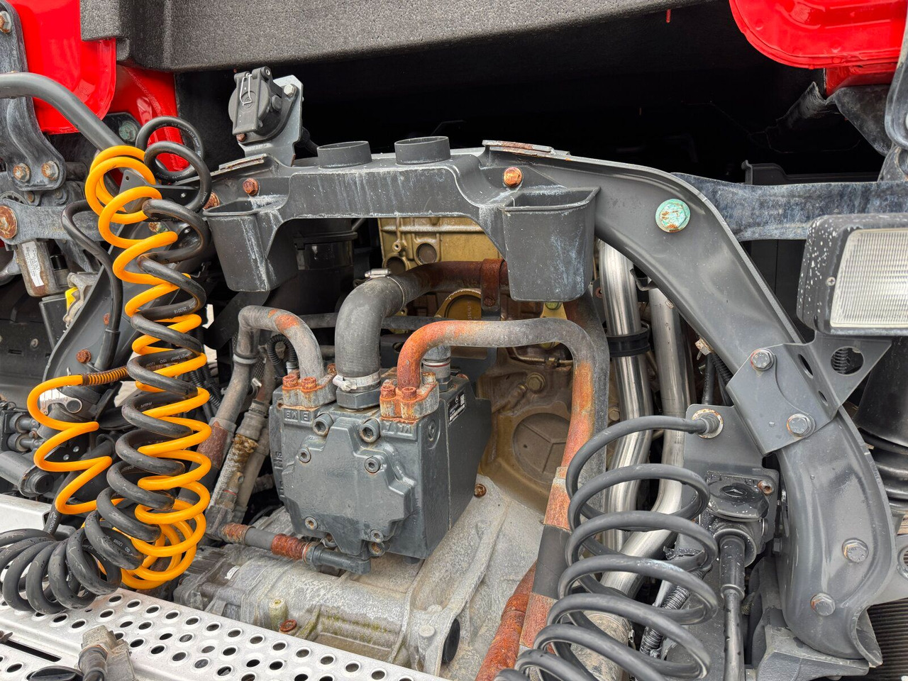 牵引车 Mercedes-Benz Arocs 1845 LS 4x4 HAD *Kipphyd. Euro6 Blatt/Luft：图8