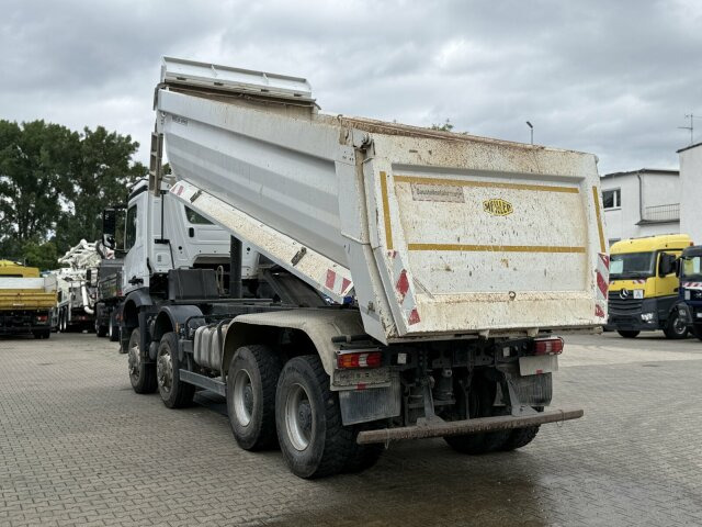 Mercedes-Benz Arocs 4145 8x8 Muldenkipper MEILLER - 翻斗车:图3 Mercedes-Benz Arocs 4145 8x8 Muldenkipper MEILLER - 翻斗车:图3
