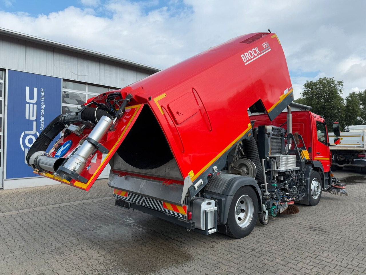 Mercedes-Benz Atego 1324 4x2 Kehrmaschine BROCK HD Anlage - 道路清扫机:图5 Mercedes-Benz Atego 1324 4x2 Kehrmaschine BROCK HD Anlage - 道路清扫机:图5