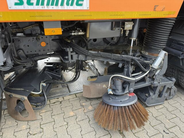 Mercedes-Benz Atego 1324 4x2 Kehrmaschine Schmidt SKF S7B 7 m³ - 道路清扫机:图3 Mercedes-Benz Atego 1324 4x2 Kehrmaschine Schmidt SKF S7B 7 m³ - 道路清扫机:图3