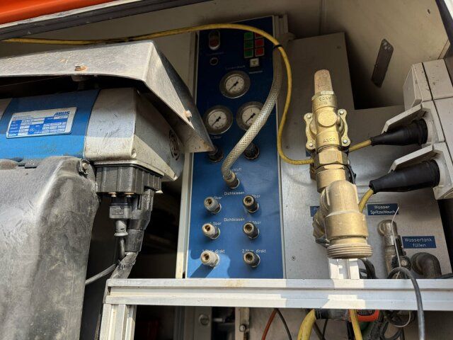 Mercedes-Benz Vario 614D TV Inspektionsanl RCA RAUSCH ELKA 600 - 真空车:图4 Mercedes-Benz Vario 614D TV Inspektionsanl RCA RAUSCH ELKA 600 - 真空车:图4