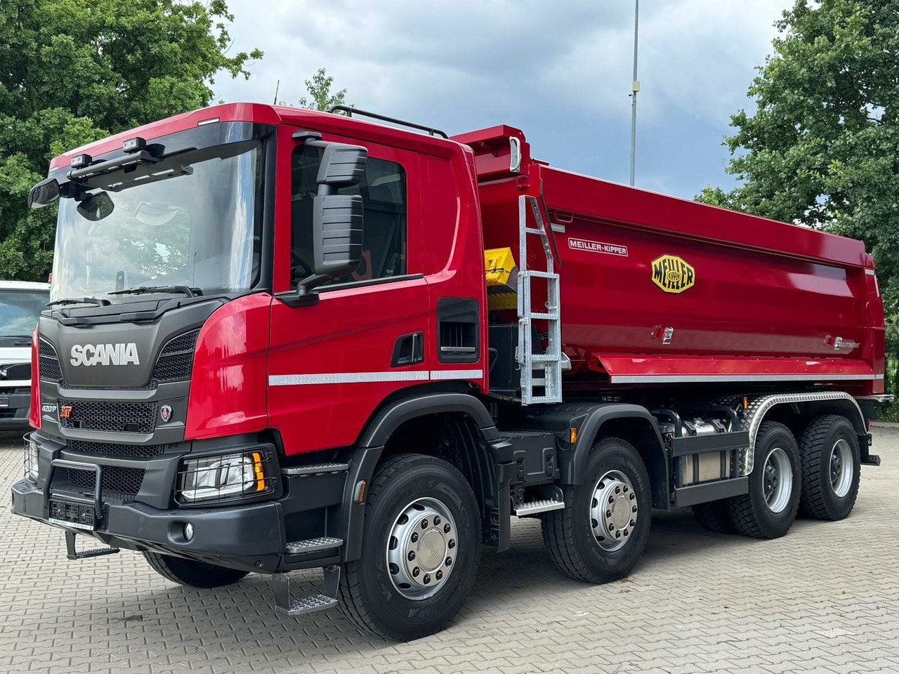 Scania P 420 8x4 Kipper Meiller Euro 6 - 箕斗装载车:图2 Scania P 420 8x4 Kipper Meiller Euro 6 - 箕斗装载车:图2