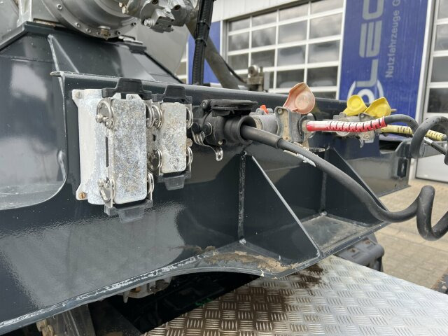 Schwing Stetter Betonmischer Auflieger 10 m³ - 混凝土搅拌半拖车:图2 Schwing Stetter Betonmischer Auflieger 10 m³ - 混凝土搅拌半拖车:图2