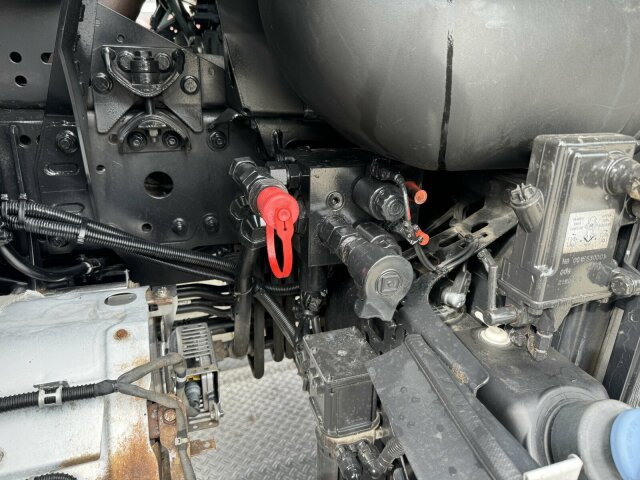 Unimog U430 Kipper mit Reifendruckregelanlage - 翻斗车:图2 Unimog U430 Kipper mit Reifendruckregelanlage - 翻斗车:图2