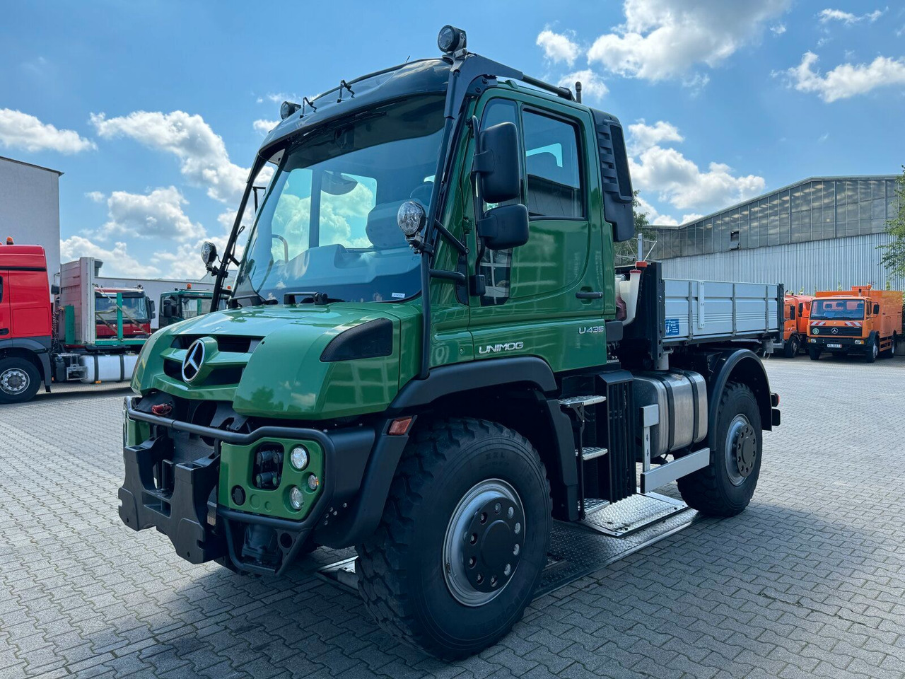 Unimog U435 Kipper mit Reifendruckregelanlage - 翻斗车:图2 Unimog U435 Kipper mit Reifendruckregelanlage - 翻斗车:图2