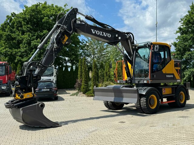 Volvo EWR150E Mobilbagger mit ROTATOR ENCONG EC319 - 轮式挖掘机:图1 Volvo EWR150E Mobilbagger mit ROTATOR ENCONG EC319 - 轮式挖掘机:图1