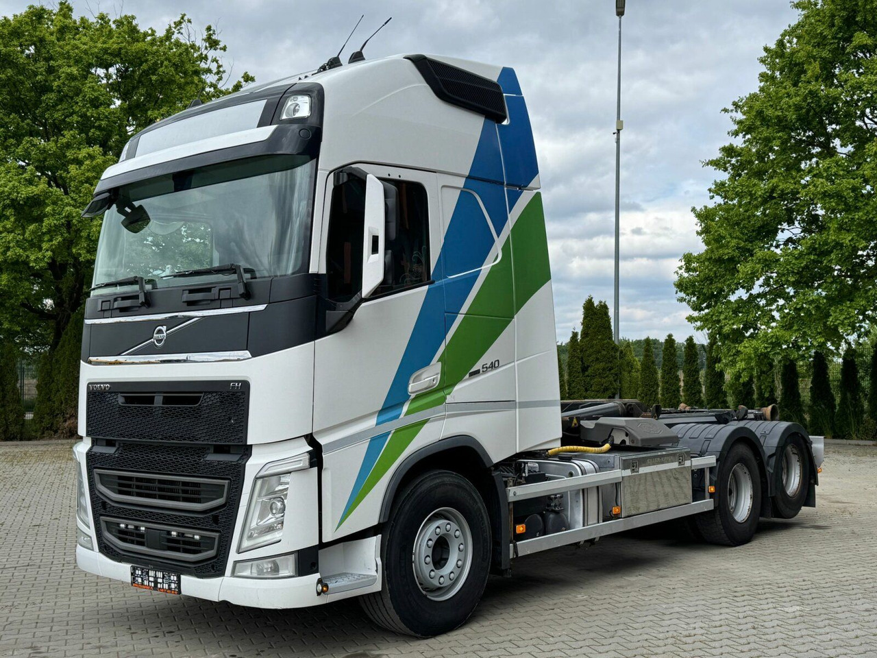 Volvo FH 540 6x2 Abrollkipper MEILLER RK 26.67 - 吊钩升降车:图2 Volvo FH 540 6x2 Abrollkipper MEILLER RK 26.67 - 吊钩升降车:图2