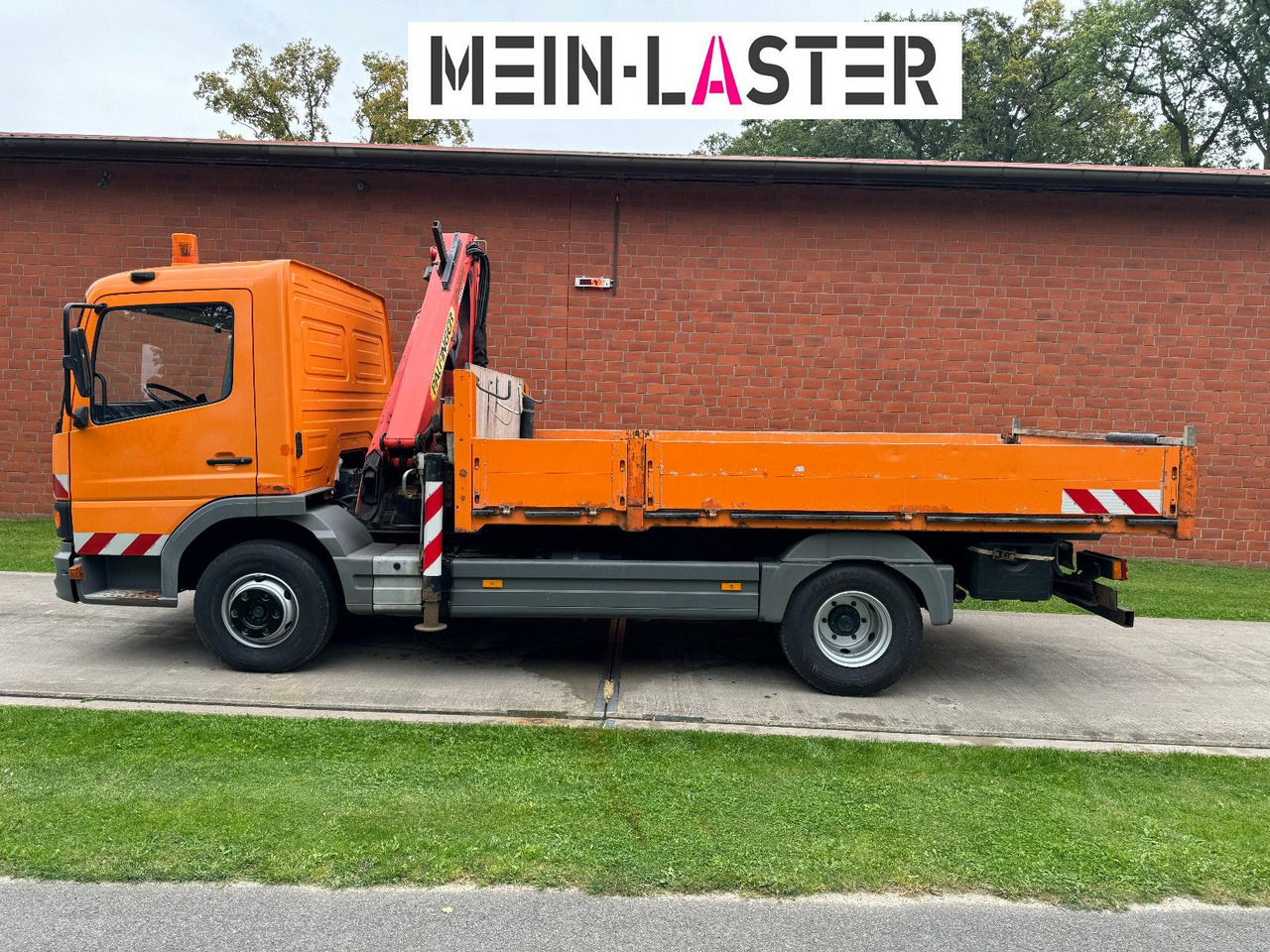 Mercedes-Benz 815 Pritsche Palfinger PK 7000 13 m Funk + AHK Mercedes-Benz 815 Pritsche Palfinger PK 7000 13 m Funk + AHK - 平板货车:图5 Mercedes-Benz 815 Pritsche Palfinger PK 7000 13 m Funk + AHK Mercedes-Benz 815 Pritsche Palfinger PK 7000 13 m Funk + AHK - 平板货车:图5
