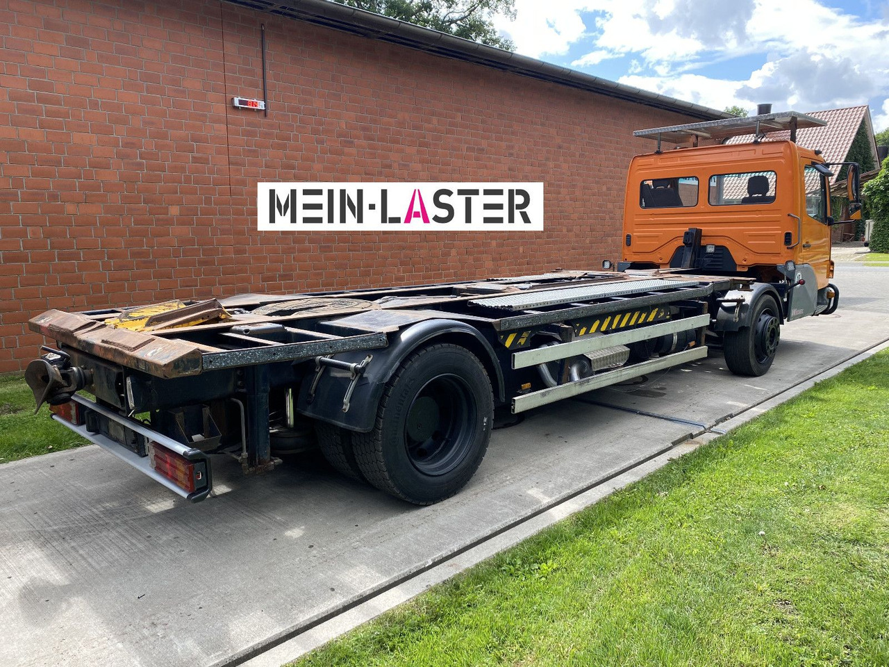 Mercedes-Benz Kamag Wiesel Umsetzter Sattelplatte - 集装箱运输车/ 可拆卸车身的卡车:图3 Mercedes-Benz Kamag Wiesel Umsetzter Sattelplatte - 集装箱运输车/ 可拆卸车身的卡车:图3