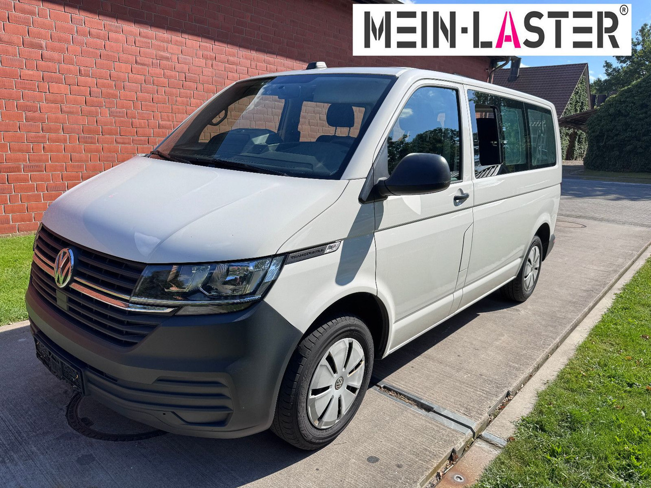 Volkswagen T6 2.0 tdi  Standheizung Navigation AHK TÜV 5-27 - 小型客车:图2 Volkswagen T6 2.0 tdi  Standheizung Navigation AHK TÜV 5-27 - 小型客车:图2