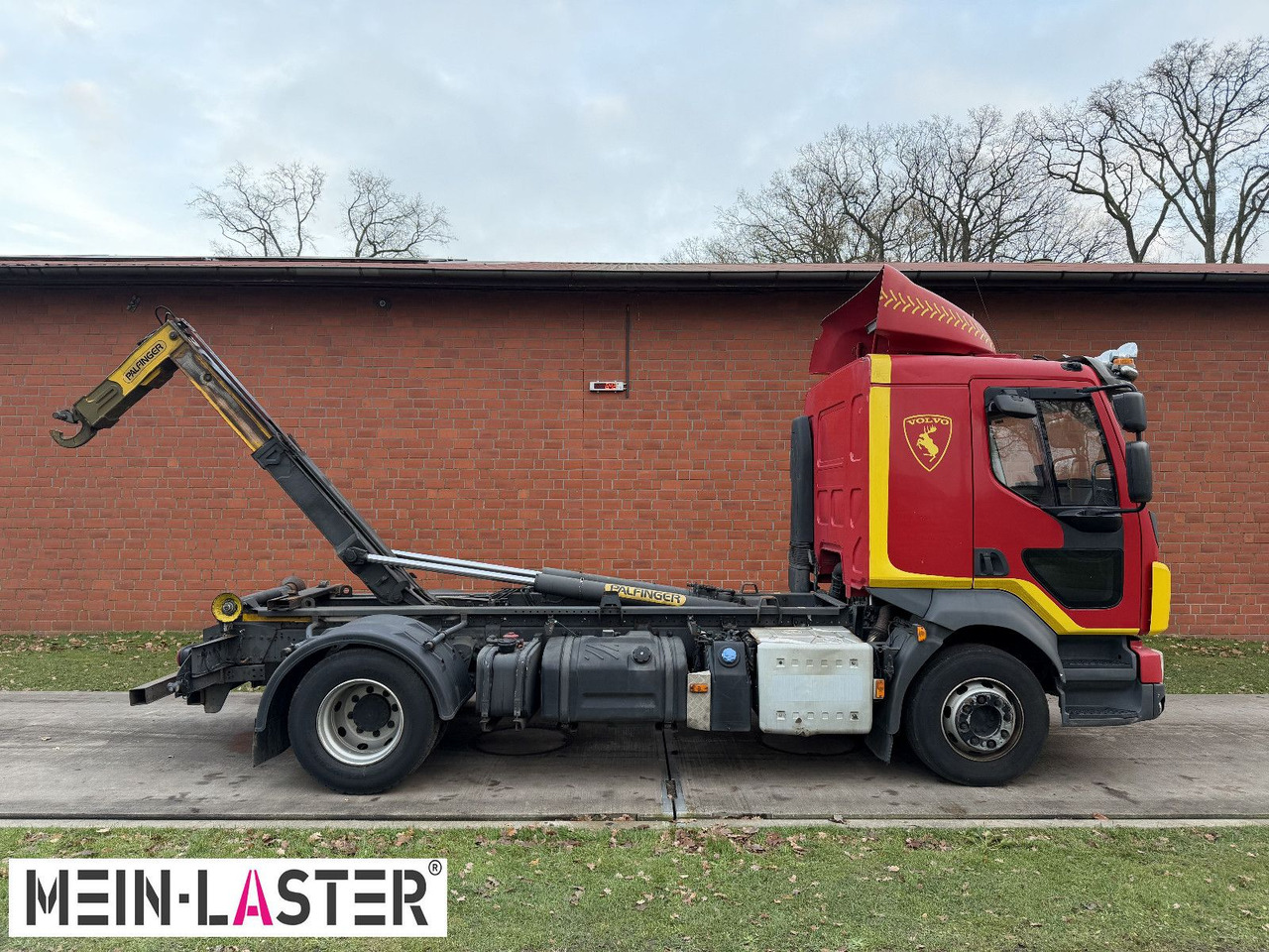 Volvo FL 250 Palfinger T10Duo City + StandardContainer - 吊钩升降车:图2 Volvo FL 250 Palfinger T10Duo City + StandardContainer - 吊钩升降车:图2
