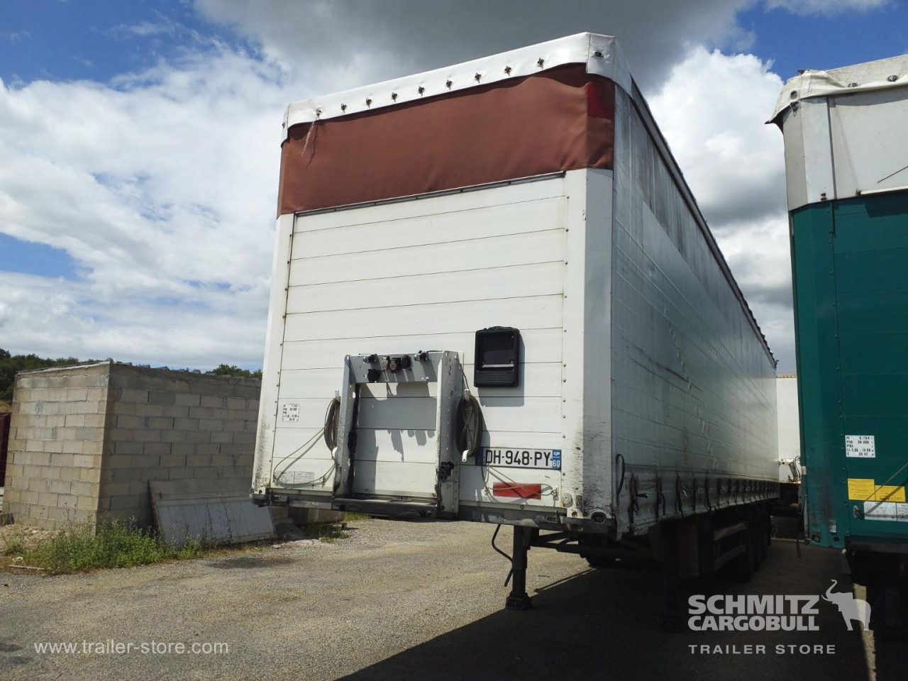 SCHMITZ Curtainsider Standard Taillift - 侧帘半拖车:图3 SCHMITZ Curtainsider Standard Taillift - 侧帘半拖车:图3