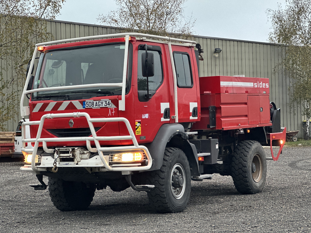 RENAULT Midlum 220 4x4 - 消防车:图2 RENAULT Midlum 220 4x4 - 消防车:图2