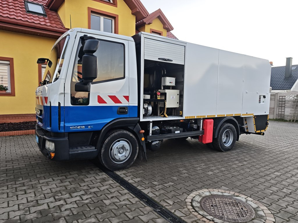 IVECO Eurocargo + IRIDE BIN WASHER CLEANER RHodέla Containerreiniger - 垃圾车:图3 IVECO Eurocargo + IRIDE BIN WASHER CLEANER RHodέla Containerreiniger - 垃圾车:图3