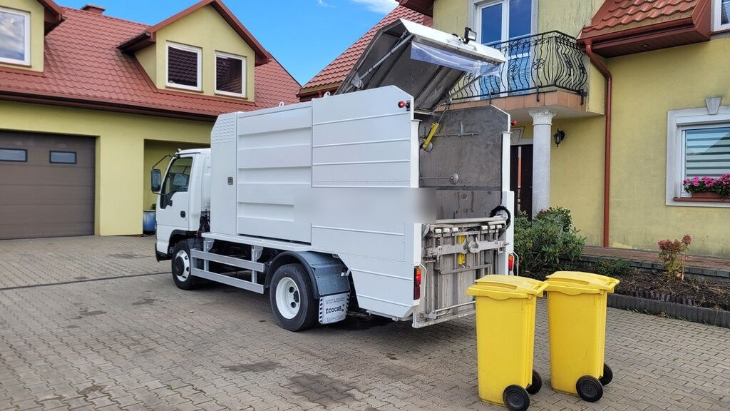 Isuzu NQR75 Container washer laveuse lavacassonetti myjka - 垃圾车:图2 Isuzu NQR75 Container washer laveuse lavacassonetti myjka - 垃圾车:图2