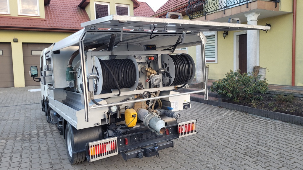 Nissan Cabstar COMBI Kanalreiniger VAAVUM CLEANER - 真空车:图5 Nissan Cabstar COMBI Kanalreiniger VAAVUM CLEANER - 真空车:图5