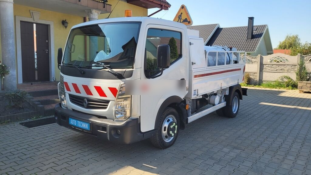 Renault Maxity 140dxi HUVER COMBI - 真空车:图2 Renault Maxity 140dxi HUVER COMBI - 真空车:图2