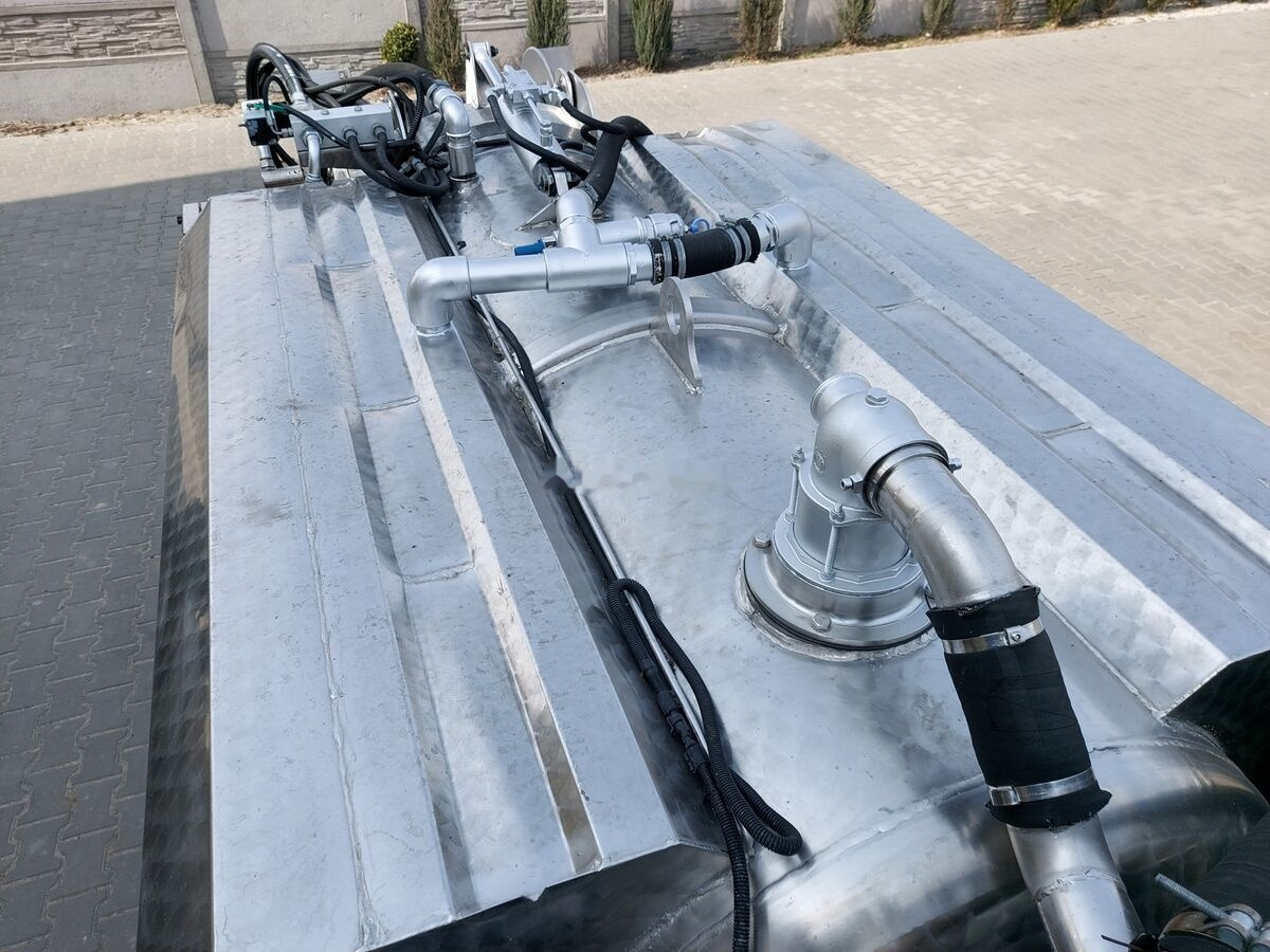 真空车 Renault Maxity Cappellotto INOX Low garage hydro combi：图25