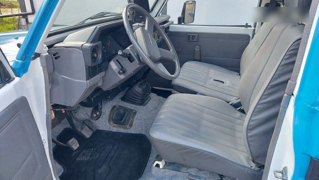 真空车 Toyota Land Cruiser COMBI HYDRO CLEANER 4x4：图40