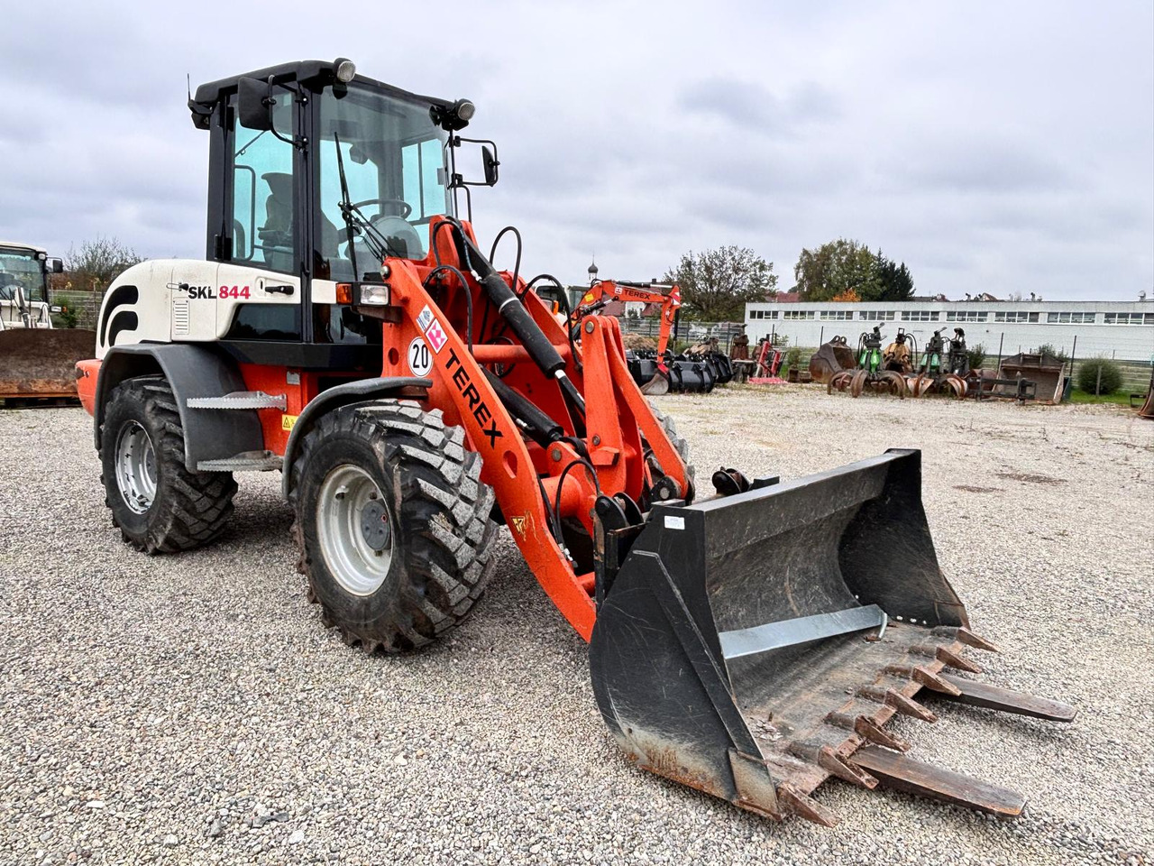 TEREX TL 100 - 轮式装载机:图2 TEREX TL 100 - 轮式装载机:图2
