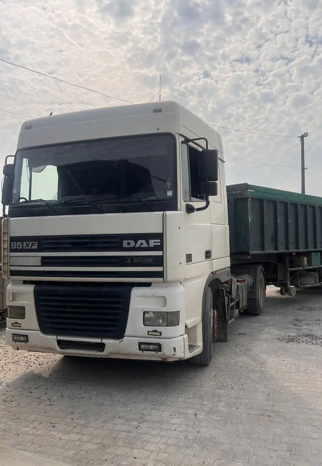 DAF XF 95.380 - 牵引车:图2 DAF XF 95.380 - 牵引车:图2