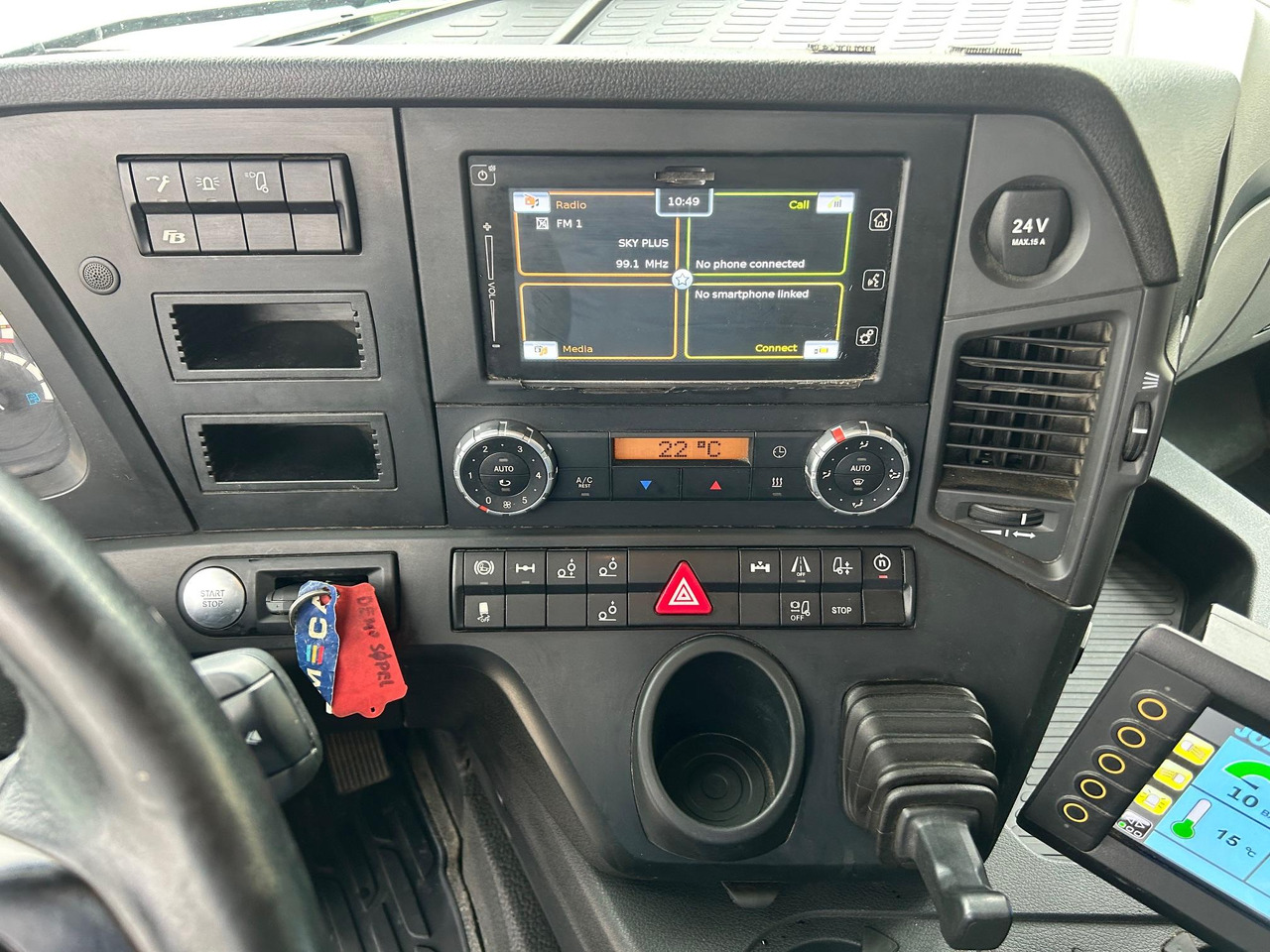 垃圾车 MERCEDES-BENZ ANTOS 2546：图21