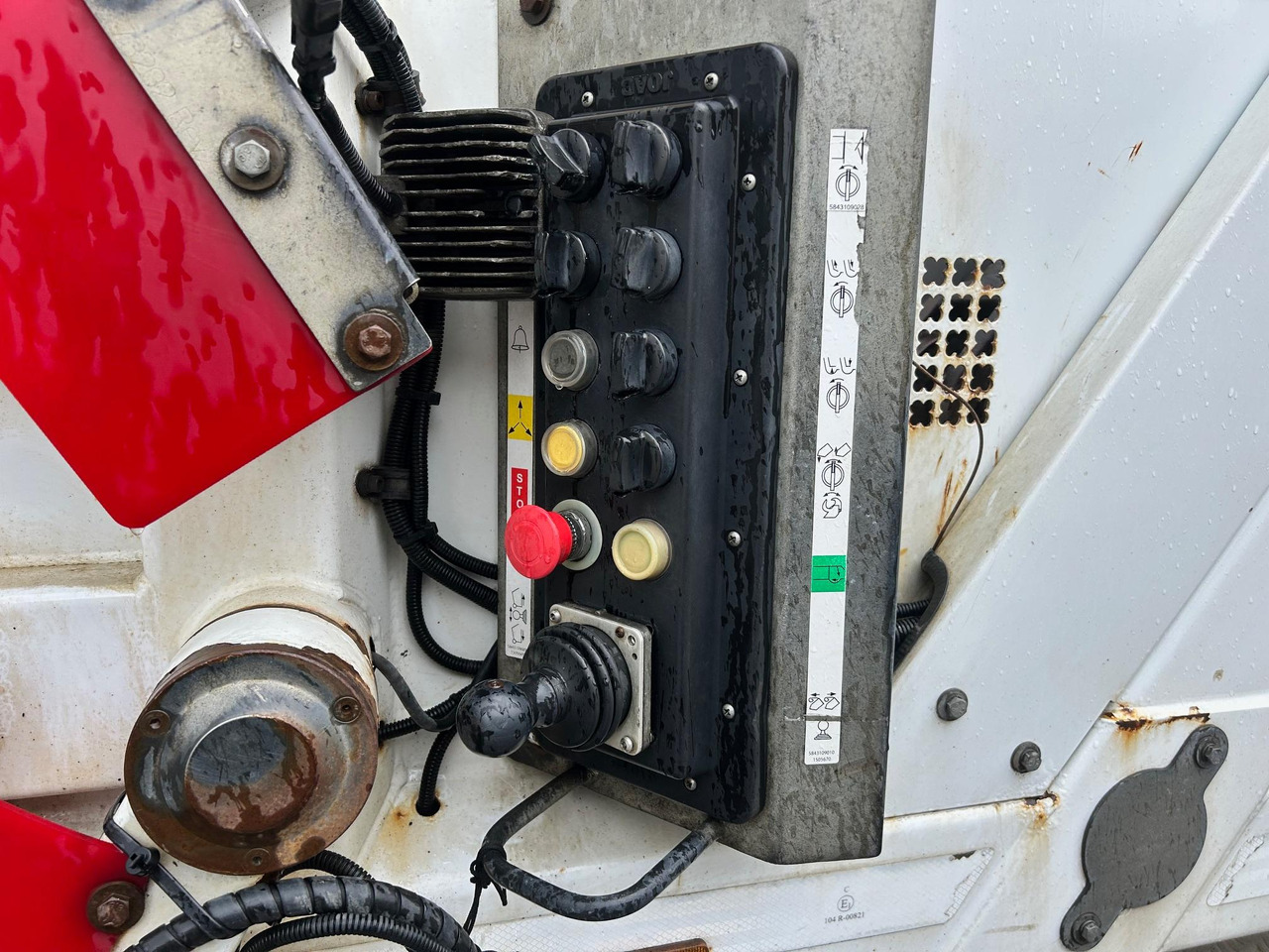 垃圾车 MERCEDES-BENZ ANTOS 2546：图12