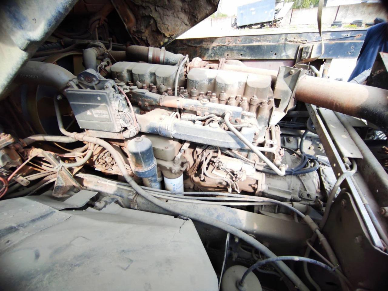 牵引车 RENAULT Magnum 440 ID1515S:图26 牵引车 RENAULT Magnum 440 ID1515S:图26