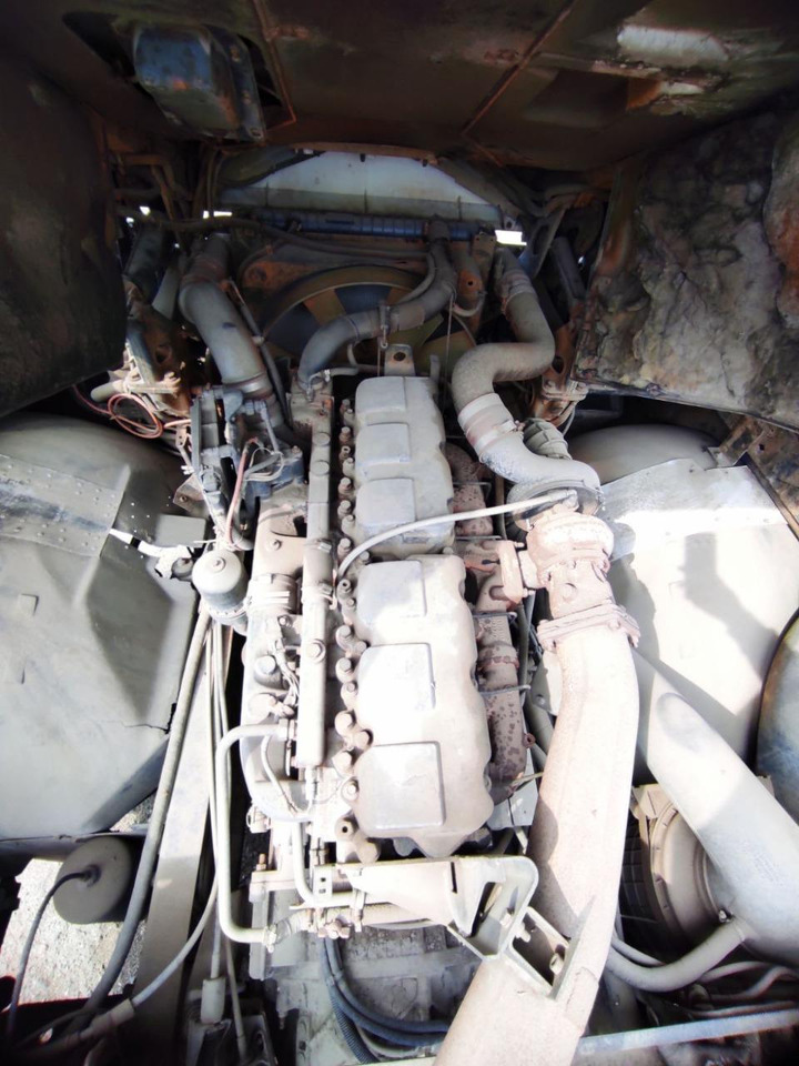 牵引车 RENAULT Magnum 440 ID1515S:图19 牵引车 RENAULT Magnum 440 ID1515S:图19