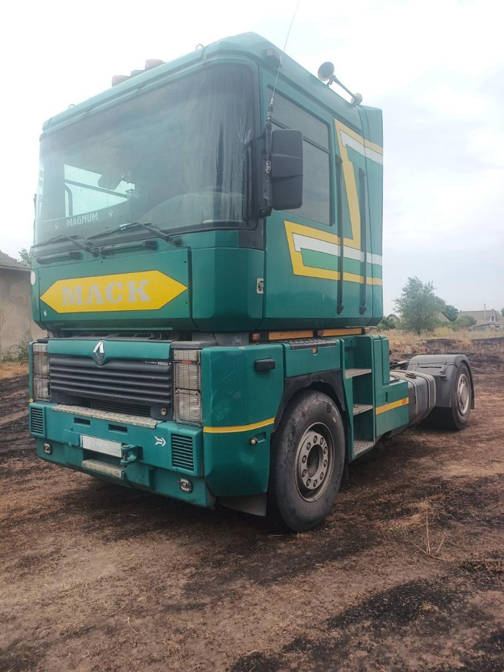 RENAULT Magnum 440 - 牵引车:图3 RENAULT Magnum 440 - 牵引车:图3