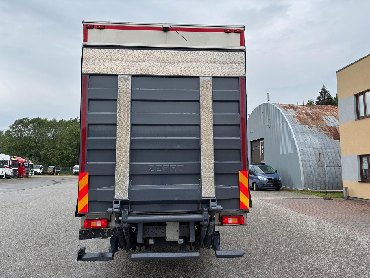 厢式卡车 VOLVO FM330：图7