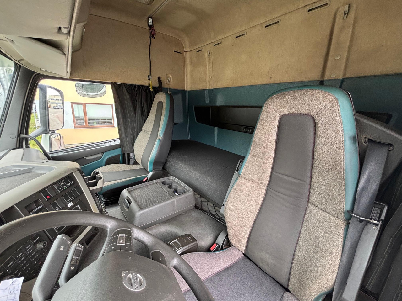 厢式卡车 VOLVO FM330：图16